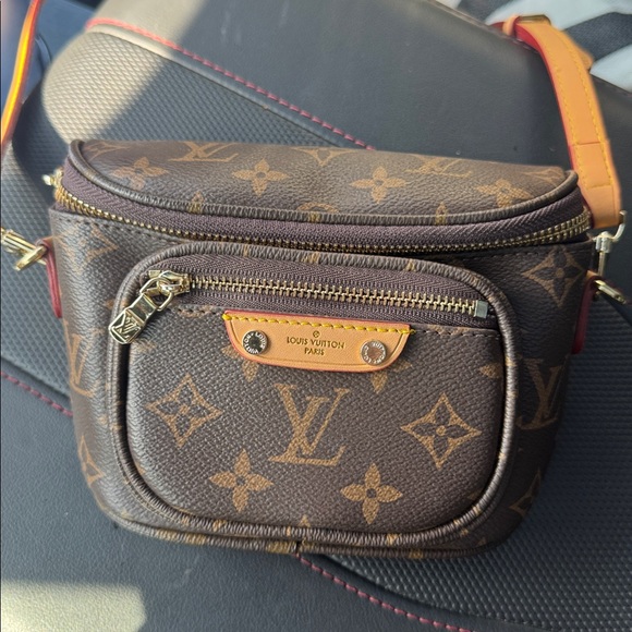 Louis Vuitton Brown and Tan Monogram Belt Bag - Picture 1 of 2